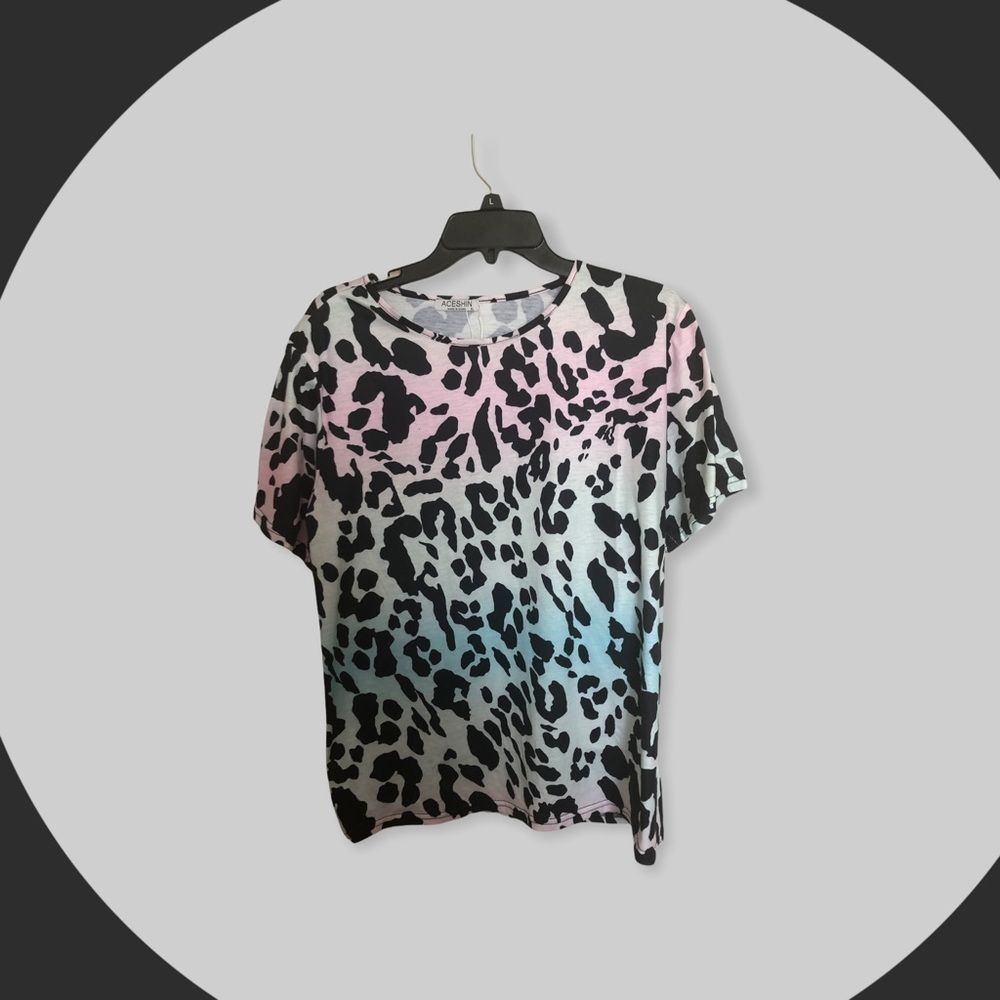 Xl leopard tee nwot Aceshin boutique